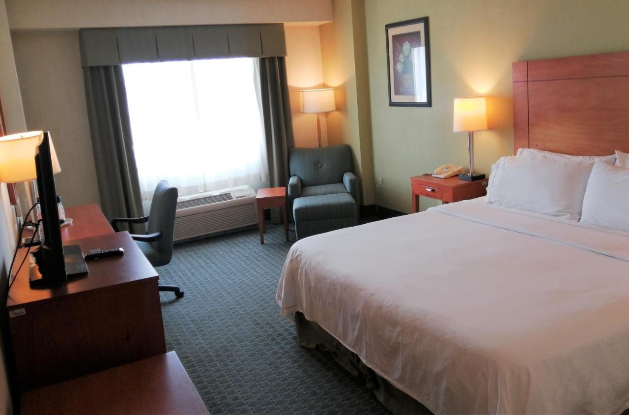 Holiday Inn Express & Suites Toluca Zona Aeropuerto By Ihg Экстерьер фото