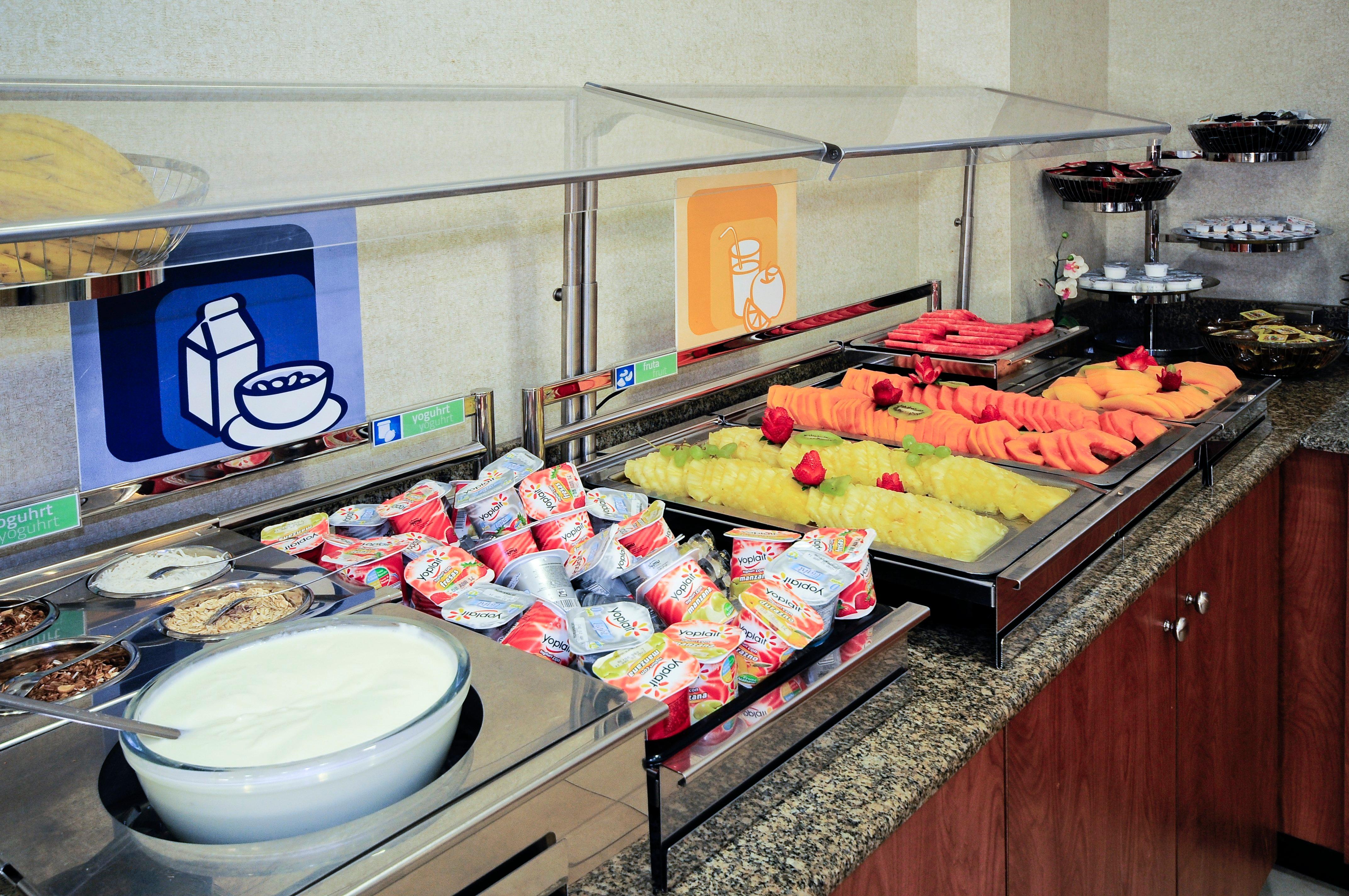 Holiday Inn Express & Suites Toluca Zona Aeropuerto By Ihg Экстерьер фото