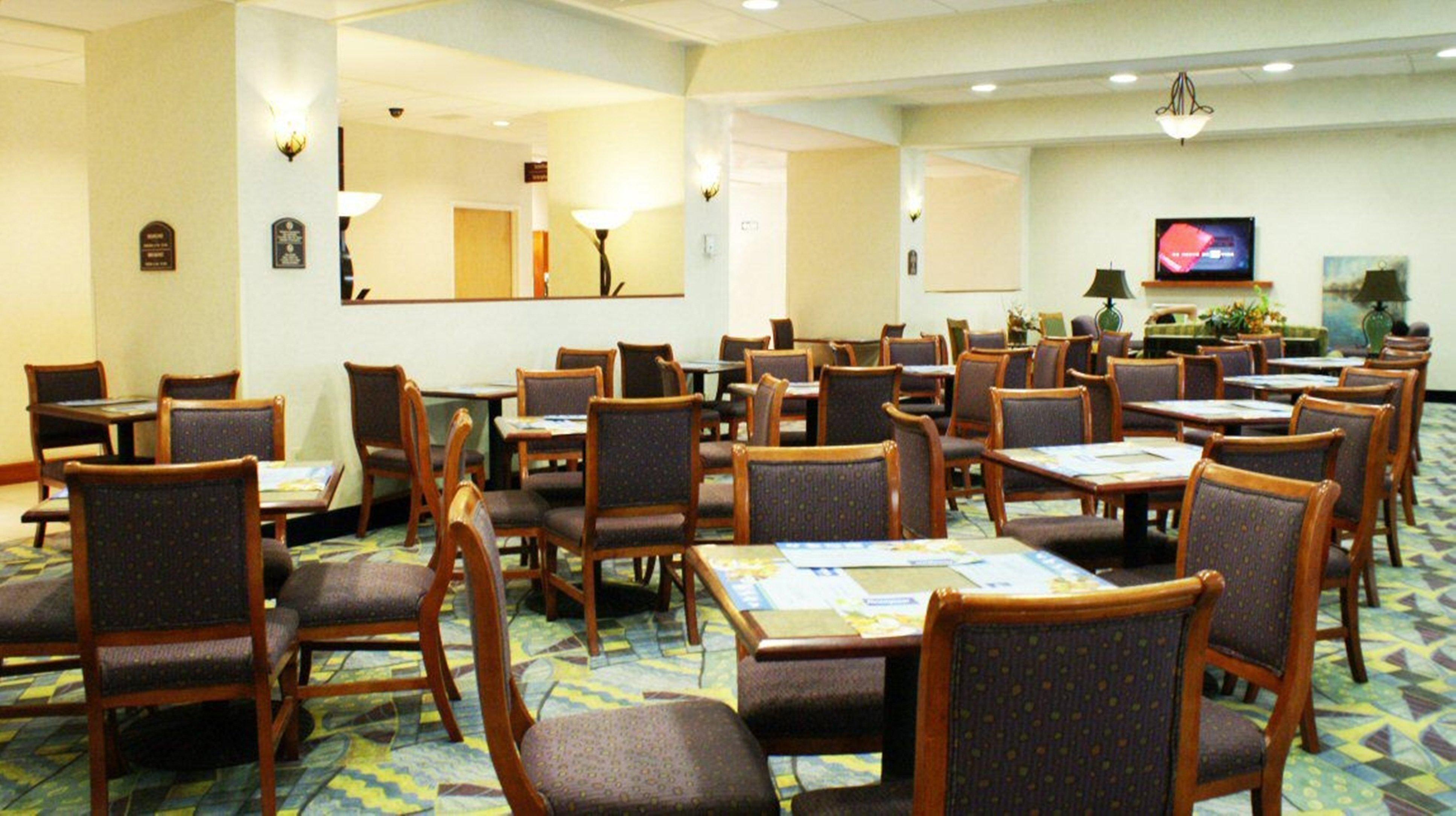 Holiday Inn Express & Suites Toluca Zona Aeropuerto By Ihg Экстерьер фото