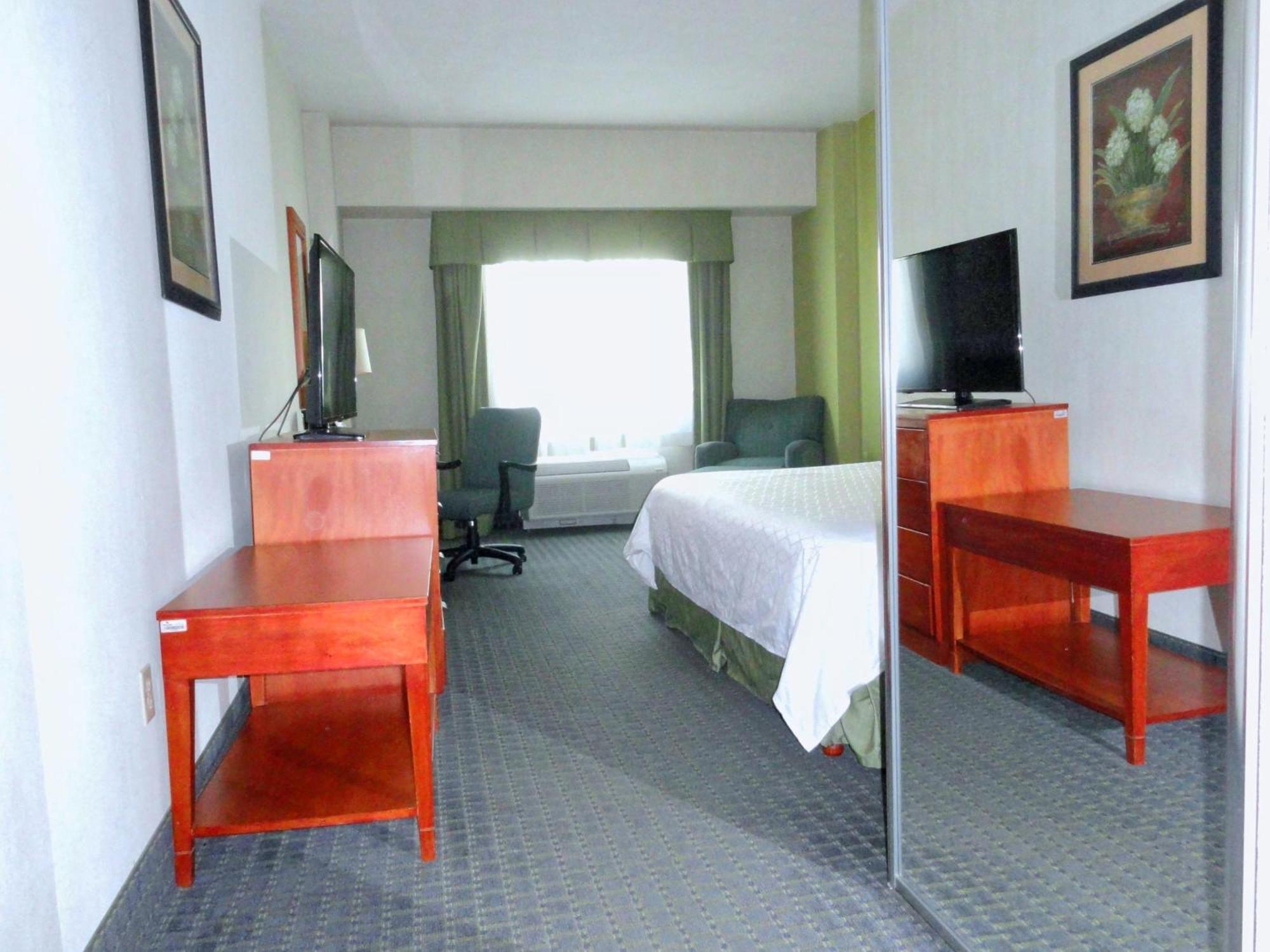 Holiday Inn Express & Suites Toluca Zona Aeropuerto By Ihg Экстерьер фото
